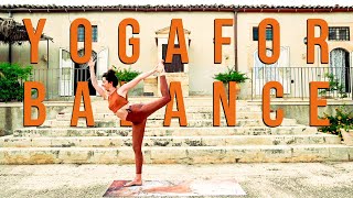 Full Body Yoga - 20 min Yoga Stretch Routine for Balance, Strength, & Flexibility