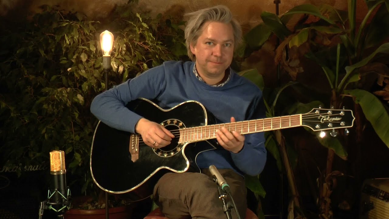 Takamine LTD-96 limited edition from 1996 presented by Vintage