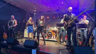 Molly Town Band live mit Joss Stone Super Duper Love