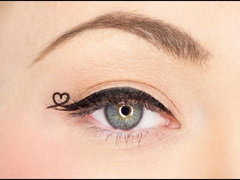How to create Eyeliner Art - YouTube