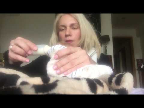 Βίντεο: Πώς να ταΐσετε μια γάτα με ένα άρρωστο στομάχι