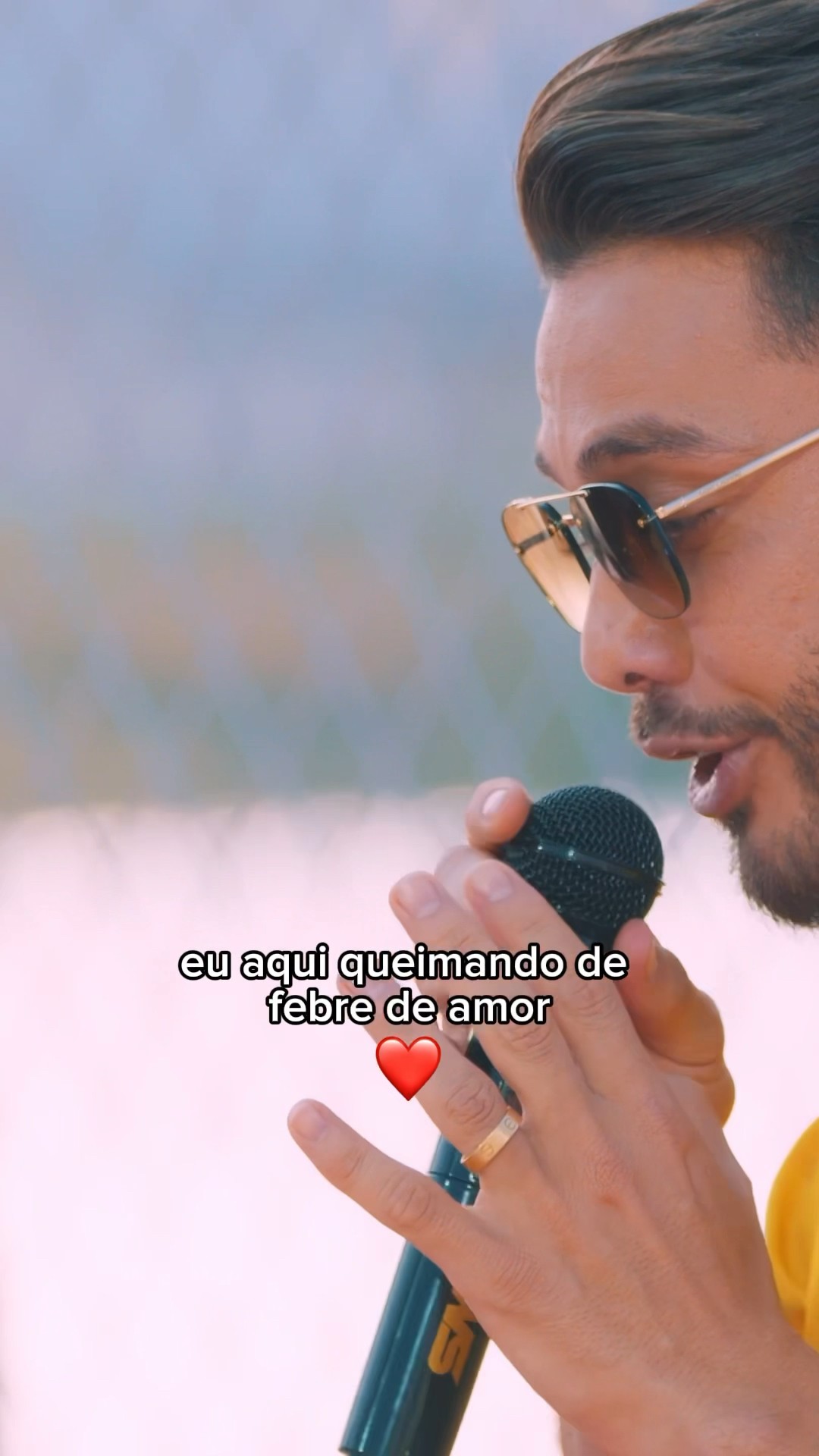 Eu aqui queimando de febre de amor ? #Shorts #WesleySafadão #ForYou