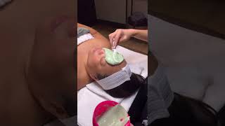 Peel off mask to finish off the facial ✨