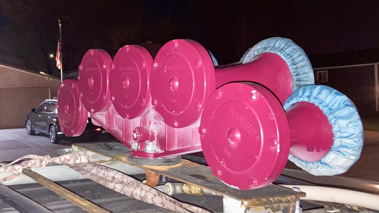 Awesome Canyon Echos from 90s Square Tag K5LA  