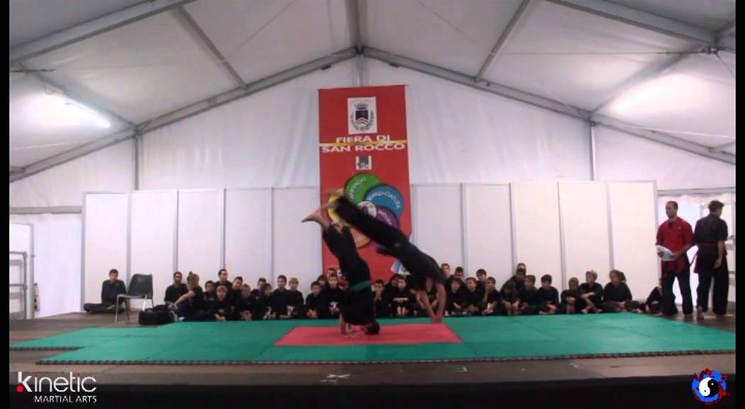 Dimostrazione Kung Fu Lainate - Acrobatica Marziale - Lao Long Dao