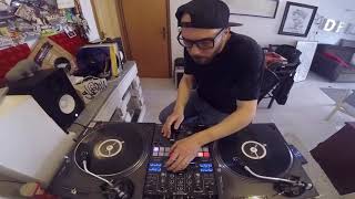 House Music Turntable Composition - DJ Delta