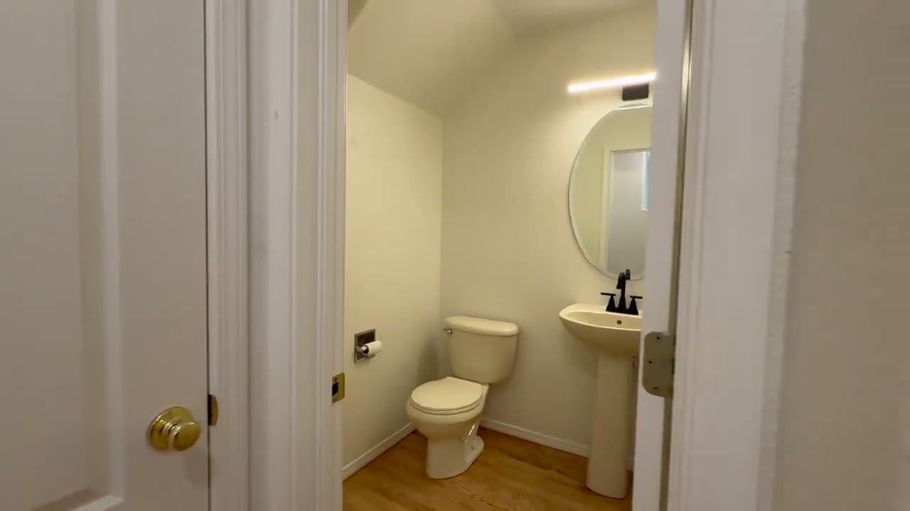 3355 Apogee Vw | Would You Live Here?