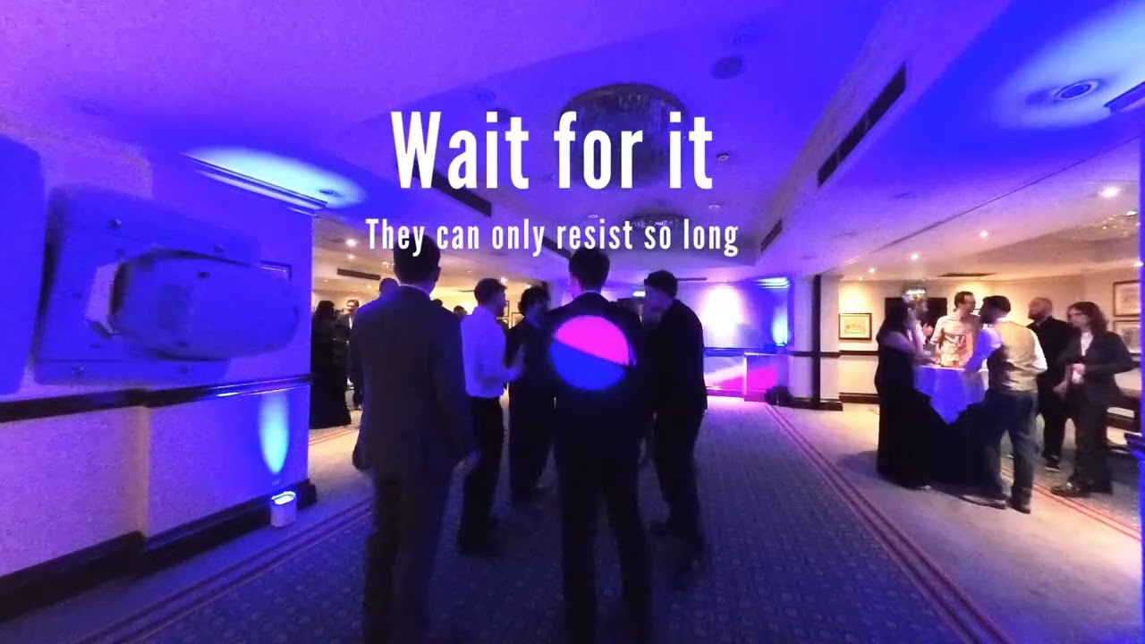 Wanna Be Startin' Somethin' x One More Time: Live Mix - Getting a Christmas Party Started!