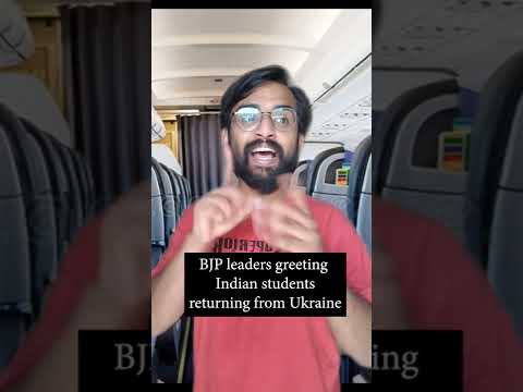 #BJP leaders greeting Indian Students returning from Ukraine #shorts #ytshorts