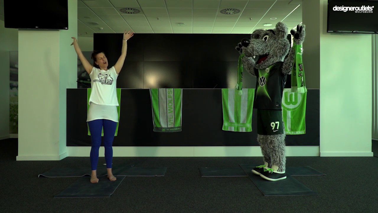 Yoga mit Wölfi