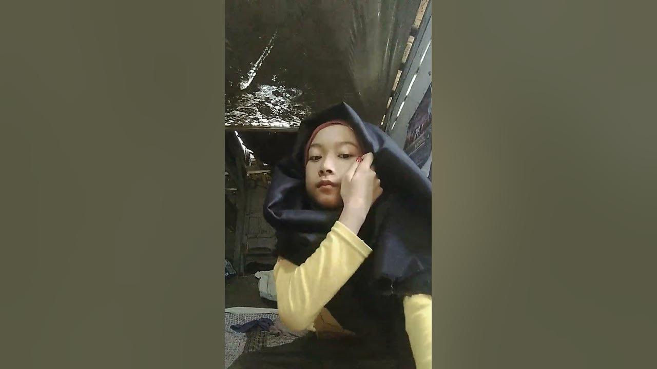 tutorial memakai cadar dari kerudung segi empat 😊 maaf ya kalau jelek