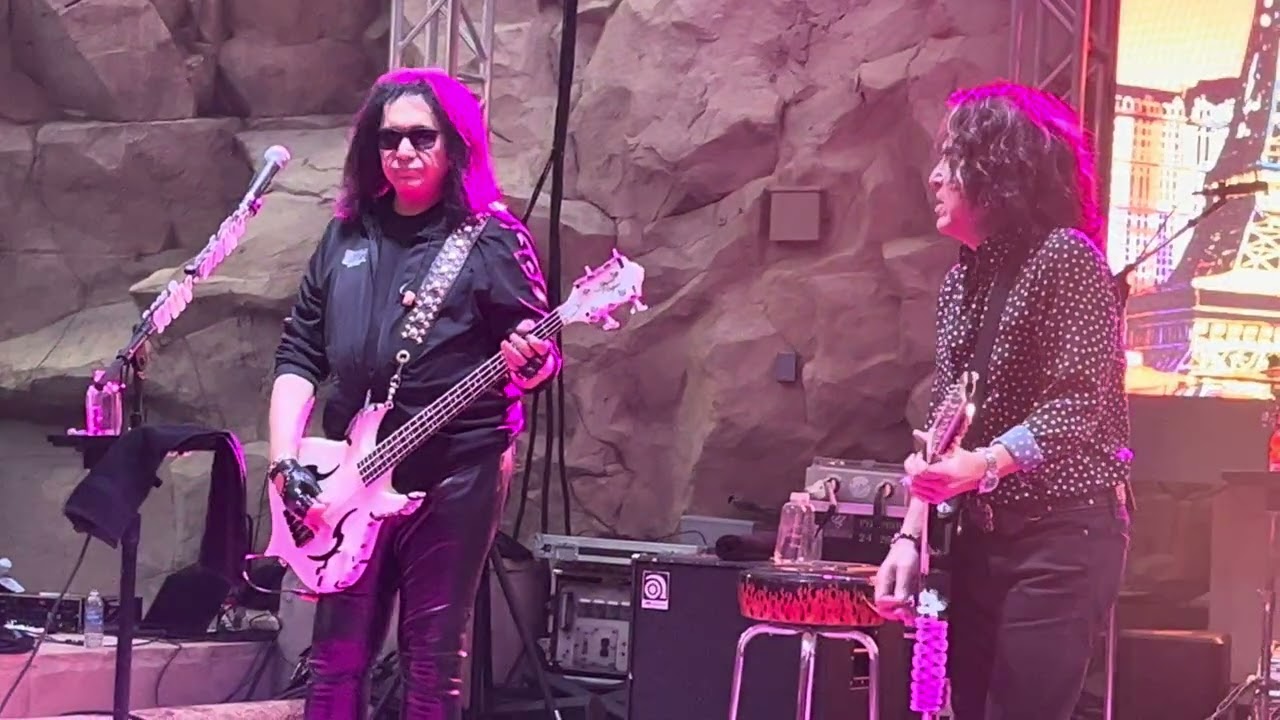 KISS - Hide Your Heart Las Vegas 2025-11-14