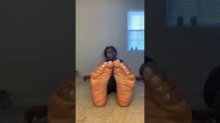 Archived FOOTage: Unknown Gorgeous Ebony Soles Tease
