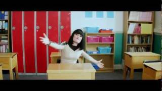 Jessie J - Who's Laughing Now [Official Music Video] / Lyrics