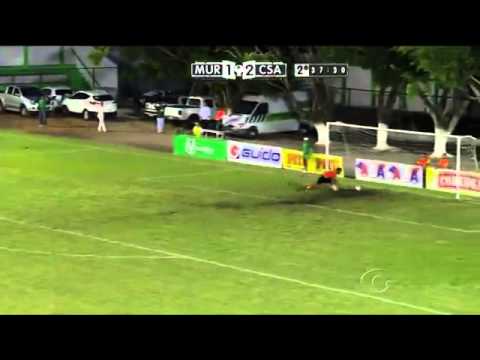 Gol contra bizarro do goleiro Léo do Murici-AL