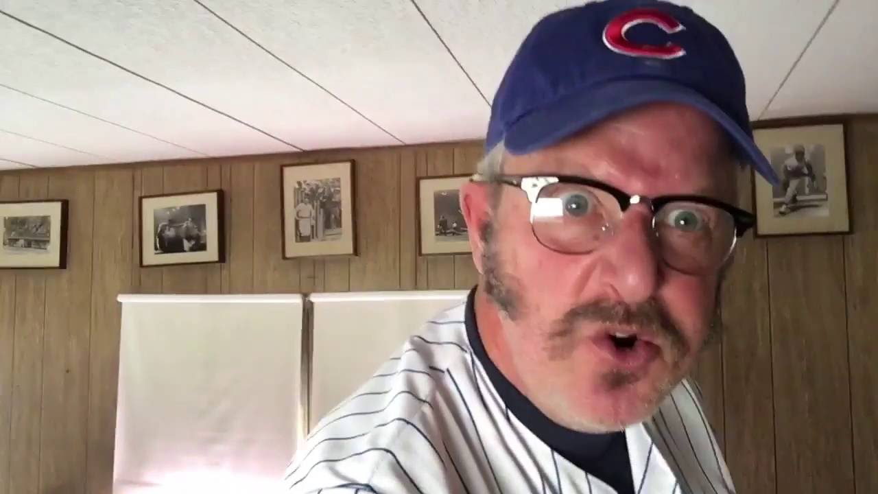 Daniel Stern has returned to his 'Rookie of the Year' character to cheer on  the Cubs 