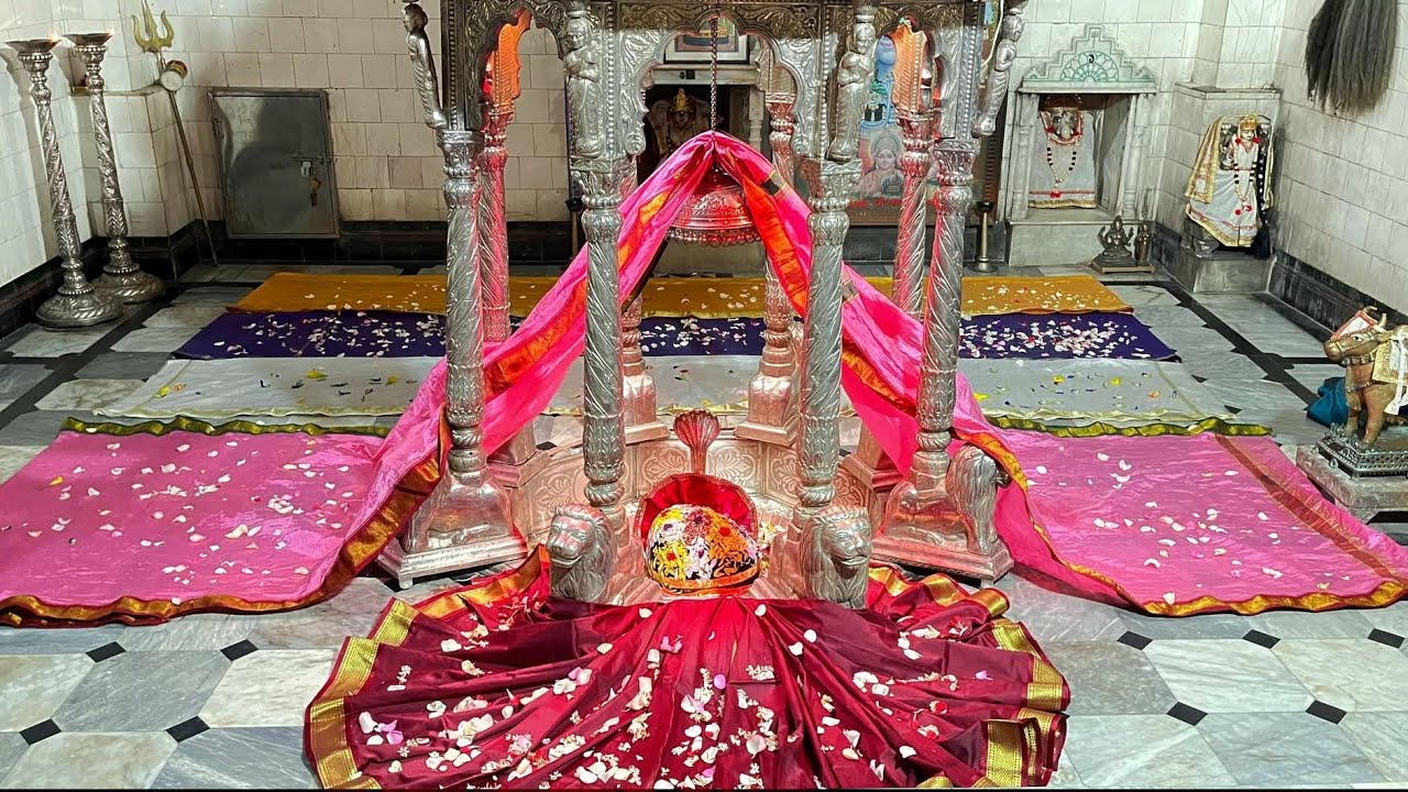 શ્રી હાટકેશ્વર મહાદેવ દાદા ની દિવ્ય આરતી ના દર્શન // Hatkeshwar Mahadev dada ni divy Aarti 