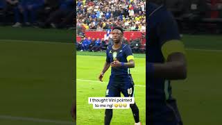 Was Vini Jr. pointing at the admin?! 🤣🤣