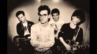 Video voorbeeld van "The Smiths - Asleep"