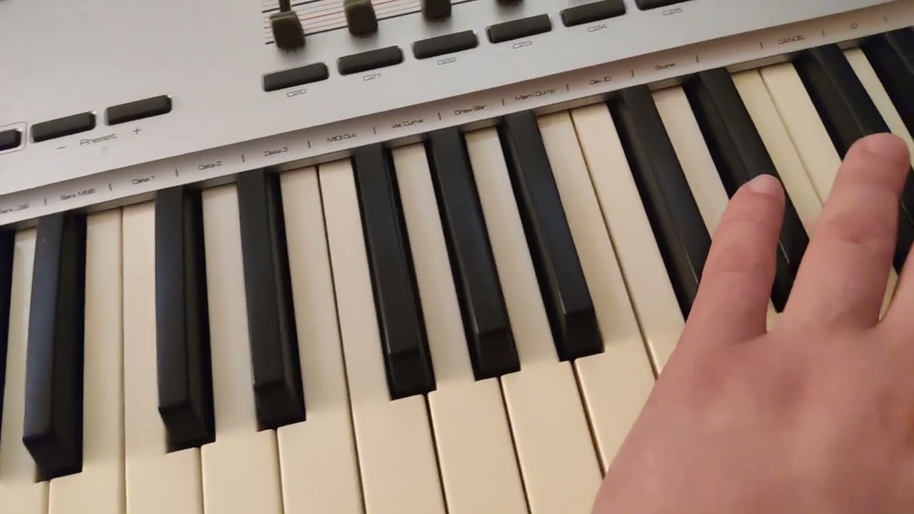 m- audio oxygen 49 demo test 2023 broken keys maudio maudio