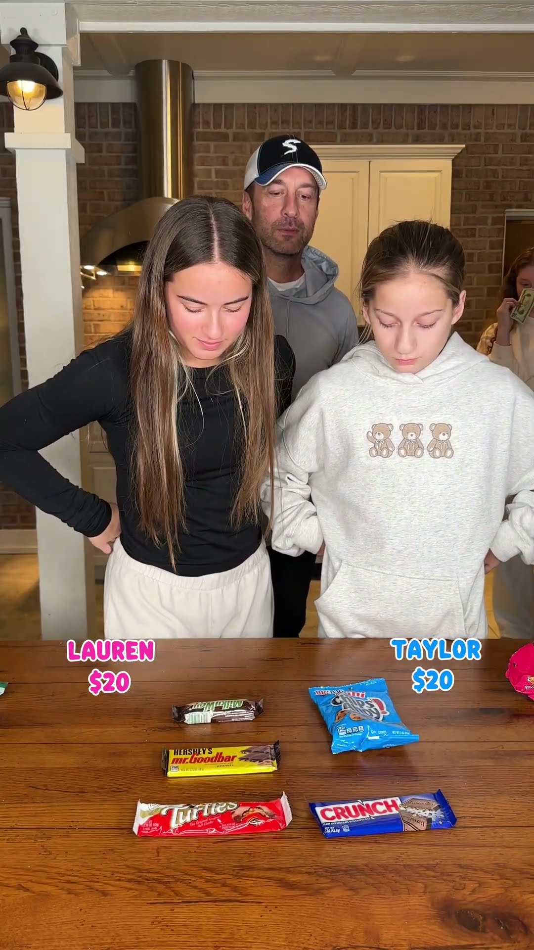 Who has the fastest reflexes in the family?? #familygamenight #familyfun #reflexchallenge