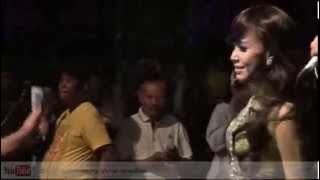 [ Dangdut Binuang 2012 - New Palapa ] 21. Alun Alun Nganjuk - Dwi Ratna ft Brodin