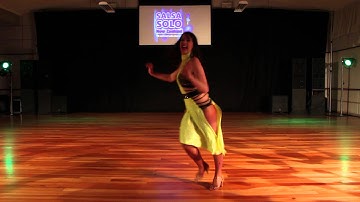Angela Fayth  salsa solo NewZealand 2015