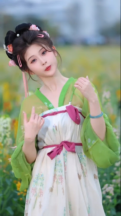 This girl's dance is very powerful #wedding#tredding#china#love#beauty#ytshortsvideo