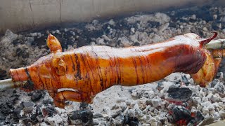 Exploring Seaford Town's Spit-Roasted Pig: A Jamaican Culinary Delight [CRISPY PORK JAMAICAN LECHON]