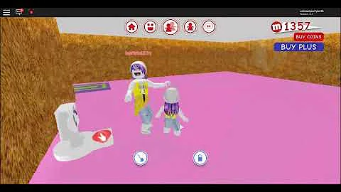 playing roblox with my BFF from school MEGAN!!!!!!