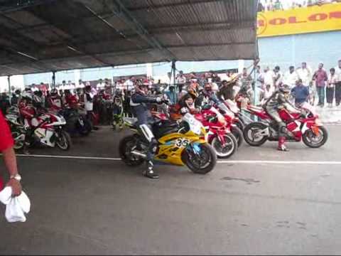 600- 1000cc Superbike Race in Kari Motor Speedway coimbatore on 05/06/09.