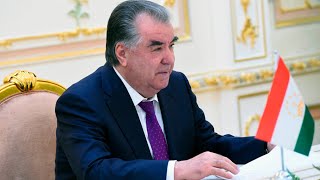 Эмомали Рахмон поздравил Владимира Путина с предварительной победой