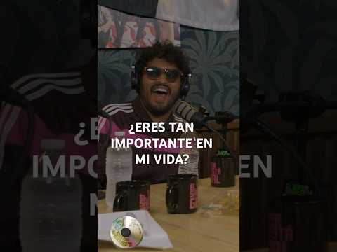 El @cojofeliz no invitó a @JuanCarlosEscalantePG a su boda!