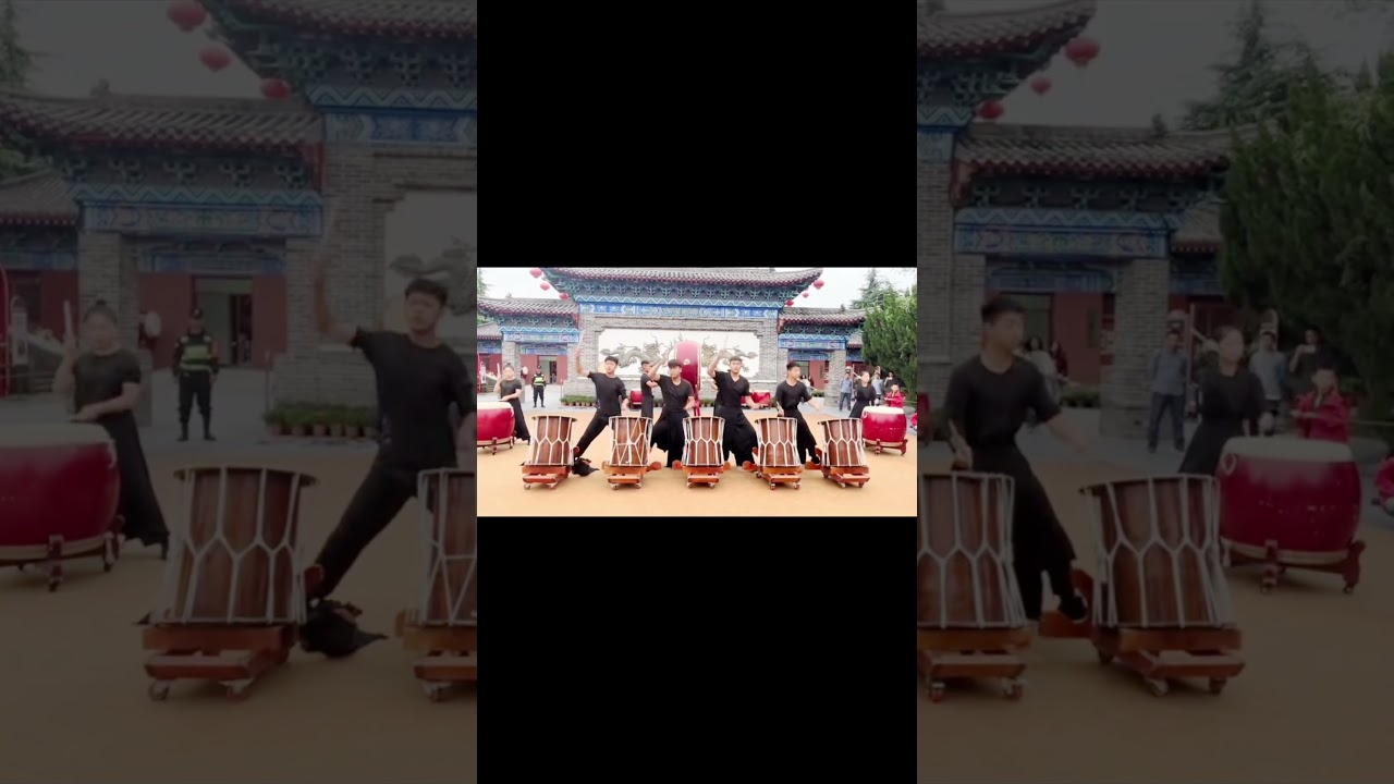 Please enjoy the Chinese Drum performance. 