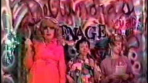 DeAundra Peek sings Stacey Q's "2 of Hearts"