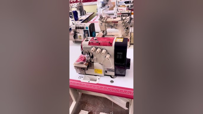 Yosh qiz qattiq fetishni yaxshi koradi