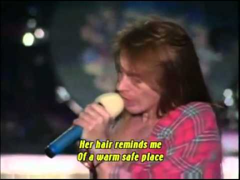 Guns N' Roses - Sweet Child O' Mine - Live At Tokyo 92 With Lyrics