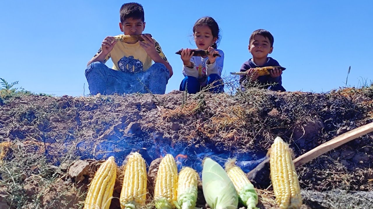🌽🌽Harvesting Hay, Cooking Cobs, and Fire Tea: A Day of Rural Family Joy🍀🍀