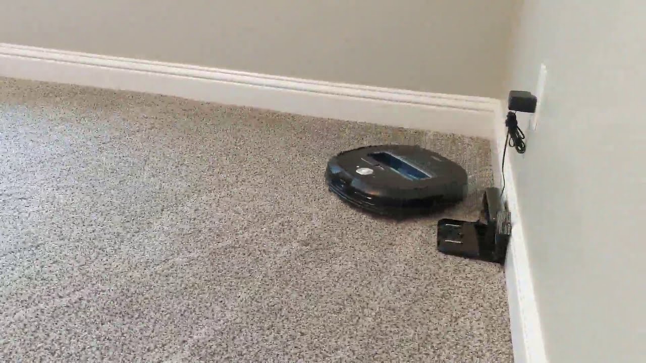 Eureka Groove Robot Vacuum Cleaner, Wi Fi Connected, Skippy Bumperson
