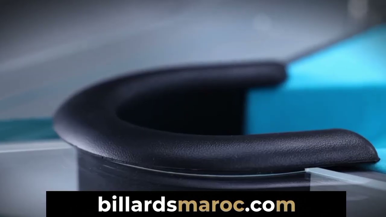 Table de Billard Luxe pour Villas au Maroc – Le Modèle Crystal Sky Transparent