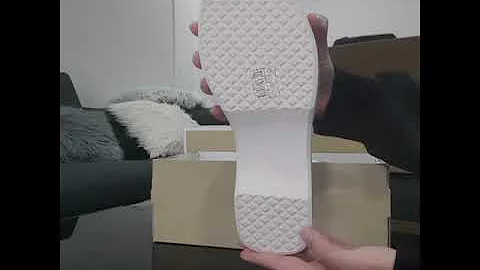 Michael Kors Lilo Logo Flip Flop Review