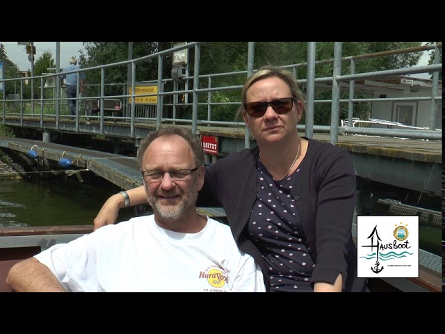 Am Hausboot den Abwassertank leeren