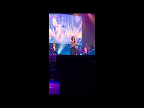 Kimberley陳芳語 - 世界毀滅HD 【香港演唱會LIVE版本】