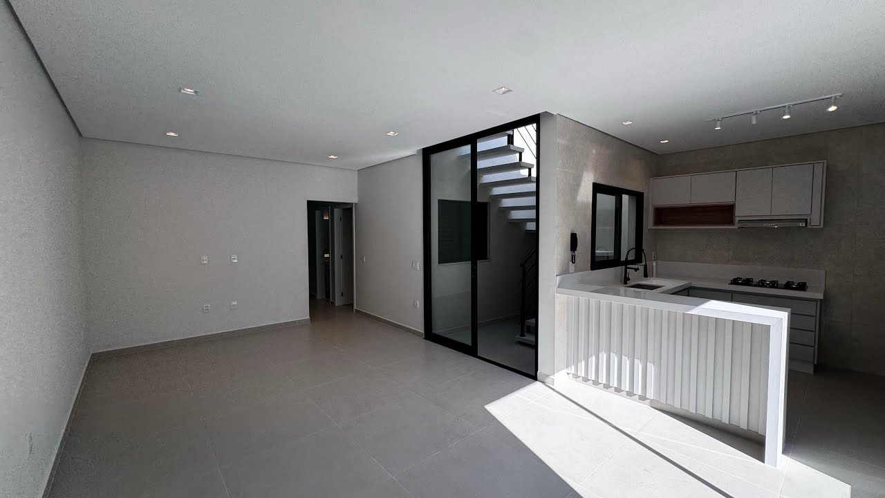 Linda Casa com Terraço Gourmet a Venda e Bragança Paulista SP.