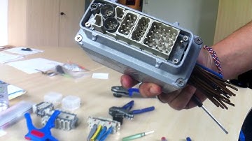 Demo screwing the CX 06 TM in ILME HOUSINGS