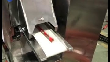 Three servo high speed automatic pillow packing machine