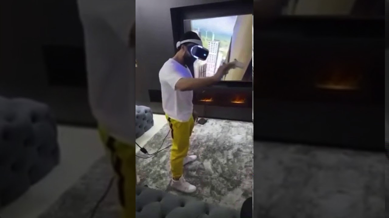 Man Crashes Into TV Using VR - YouTube