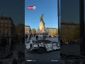 صباح باريسي مختلف عن القصص والروايات