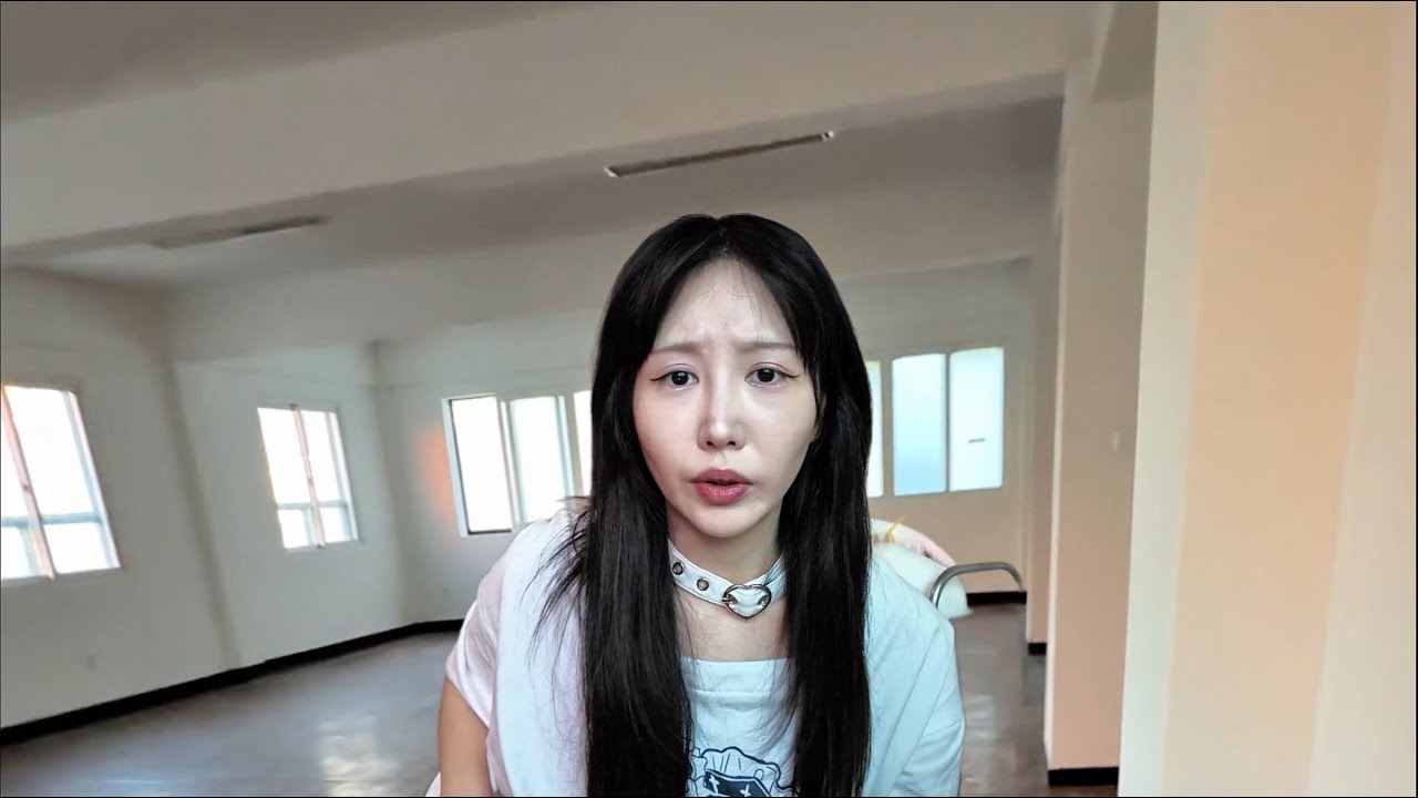 이사하는데 돈이 없어서 움집으로 가려고