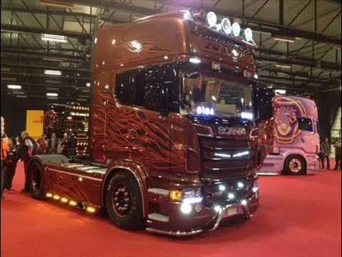Scania r560 Black Amber